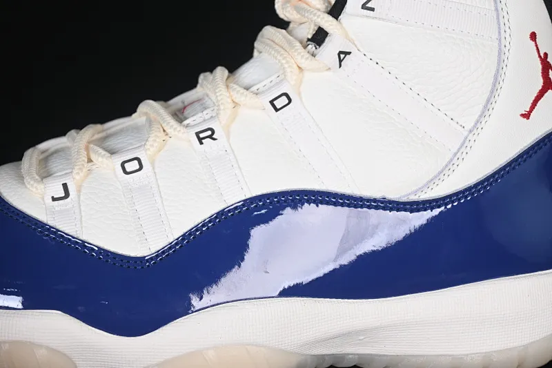 All Categories Air Jordan Jordan Series Basketball Shoes Air Jordan 11 F Version Air Jordan 11 Retro "Rare Air" AJ11 Joe 11 Royal Blue Real Standard Real Carbon High Top Basketball Shoes IH0296-400